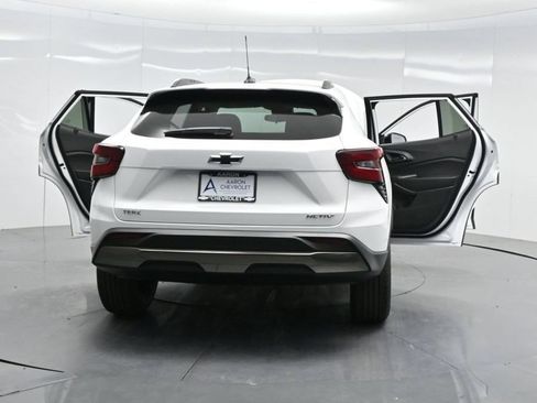 Used 2026 Chevrolet Trax ACTIV FWD image 53