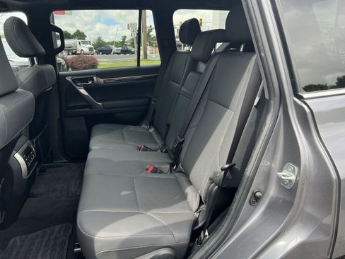 Used 2023 Lexus GX 460 Premium w/ Premium Package AWD/4WD image 25
