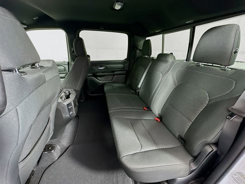 New 2026 RAM 1500 Express AWD/4WD image 23