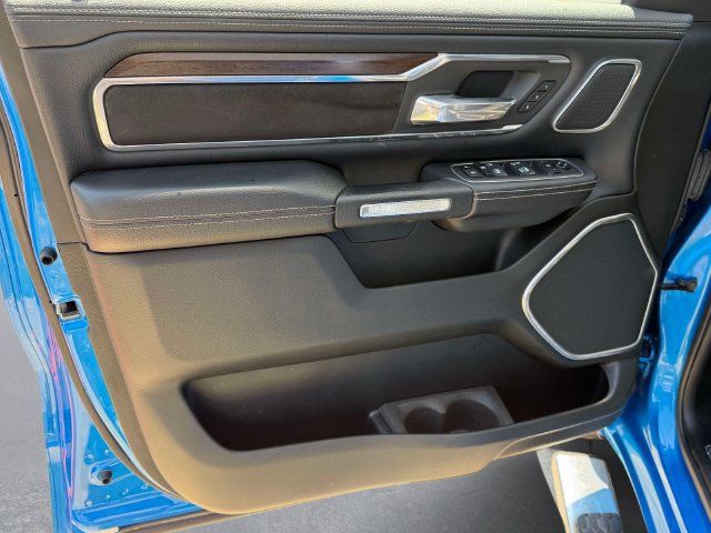 Used 2021 RAM 1500 Laramie AWD/4WD image 15