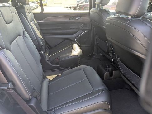 New 2026 Jeep Grand Cherokee L Limited AWD/4WD image 29