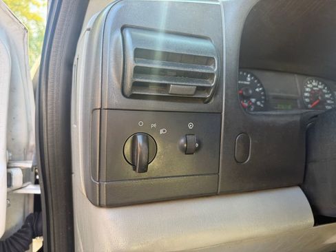 Used 2006 Ford F450 XL AWD/4WD image 19