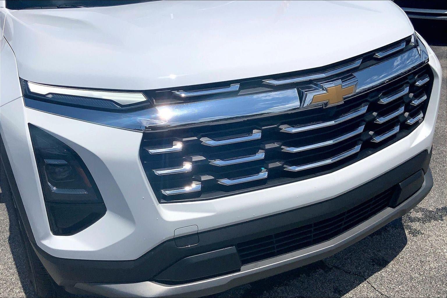 Used 2026 Chevrolet Equinox LT FWD image 28