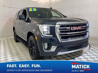 Used 2023 GMC Yukon SLT w/ SLT Premium Package AWD/4WD video 1