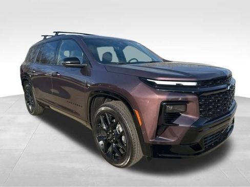 New 2026 Chevrolet Traverse RS w/ LPO, Floor Liner Package image 7