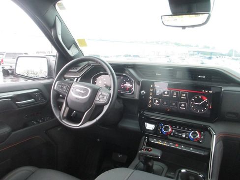Used 2026 GMC Sierra 1500 AT4 w/ AT4 Premium Package AWD/4WD image 27