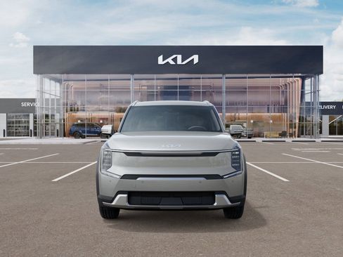 New 2026 Kia EV9 Wind AWD/4WD image 2