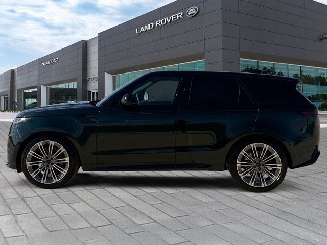 New 2026 Land Rover Range Rover Sport Autobiography AWD/4WD image 2