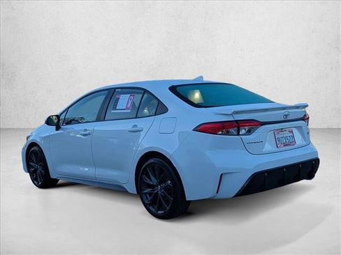 Certified 2025 Toyota Corolla SE image 8