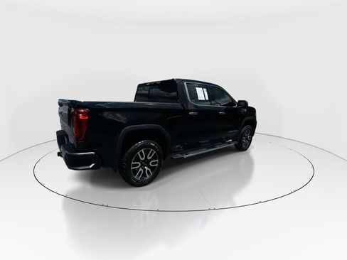 Used 2024 GMC Sierra 1500 Denali w/ Technology Package AWD/4WD image 8