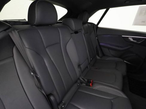 Used 2019 Audi Q8 Prestige image 20
