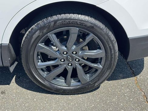 Used 2024 Chevrolet Equinox RS AWD/4WD image 10