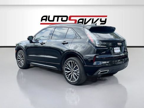 Used 2025 Cadillac XT4 Sport AWD/4WD image 5