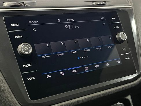 Certified 2024 Volkswagen Tiguan SE image 28