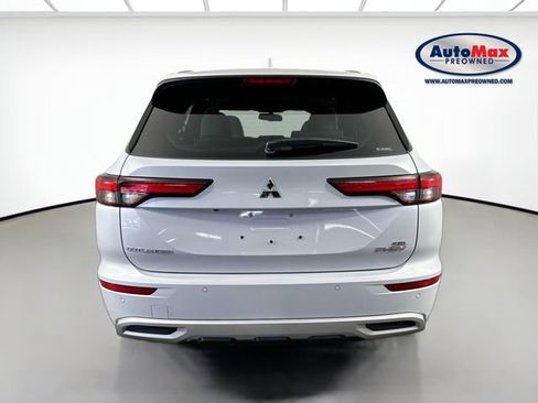Used 2023 Mitsubishi Outlander SEL image 8