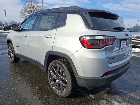 New 2026 Jeep Compass Limited image 4