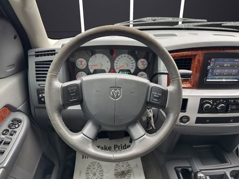 Used 2006 Dodge Ram 2500 Truck Laramie w/ Trailer Tow Group image 7