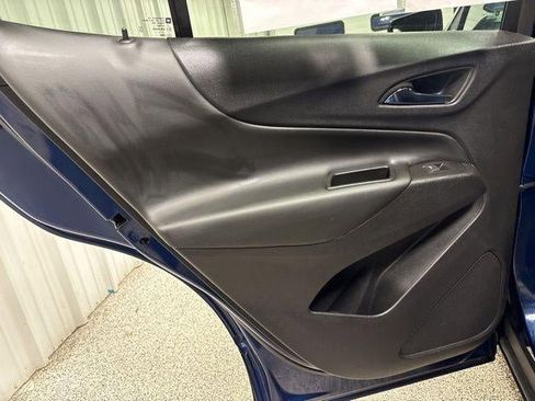 Used 2022 Chevrolet Equinox LT image 21