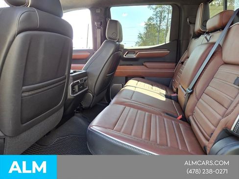 Used 2023 GMC Sierra 1500 Denali Ultimate image 5
