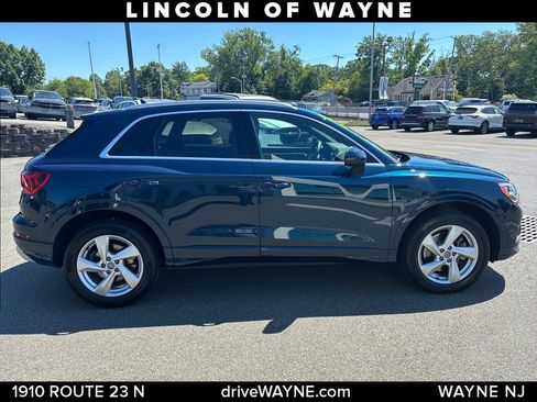 Used 2020 Audi Q3 2.0T Premium w/ Convenience Package AWD/4WD image 8