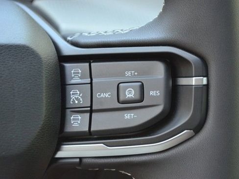 New 2026 Jeep Cherokee Laredo AWD/4WD image 19