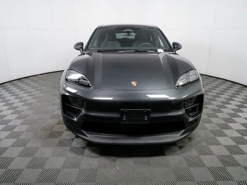 Used 2025 Porsche Macan Electric image 37