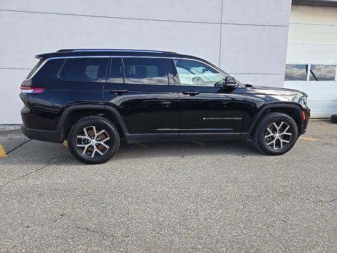Certified 2023 Jeep Grand Cherokee L Limited image 7