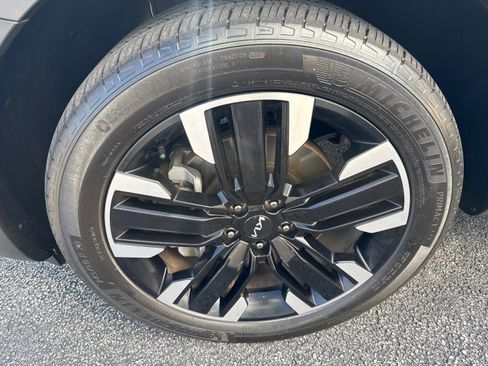 Used 2024 Kia Telluride SX Prestige X-Line AWD/4WD image 12