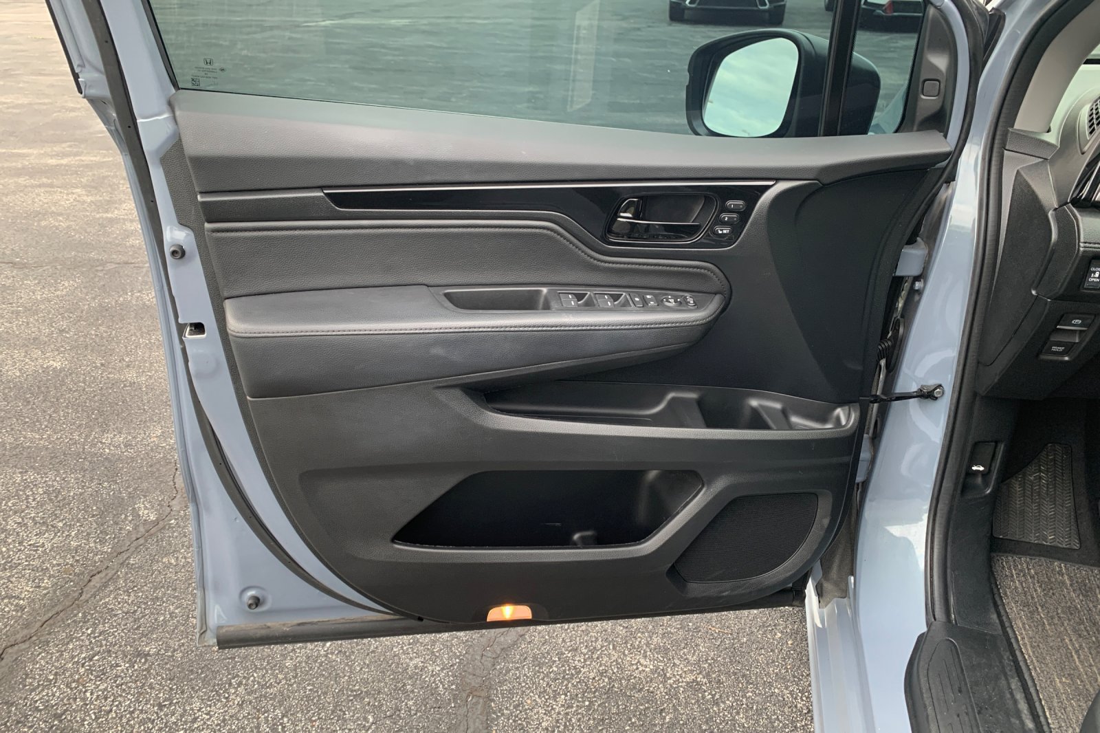 Certified 2024 Honda Odyssey Touring image 13