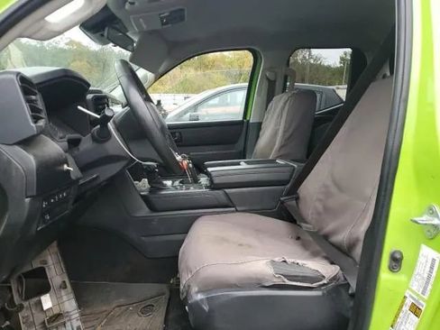 Used 2023 Toyota Tundra SR w/ SR Tow Package image 7