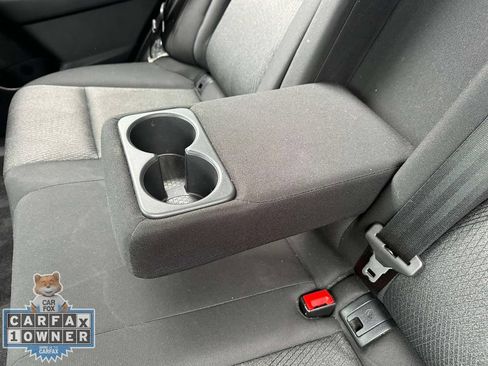 Used 2025 Nissan Rogue SV AWD/4WD image 13