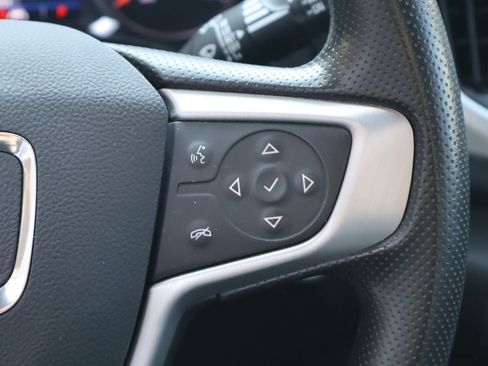 Used 2022 GMC Terrain SLE w/ Driver Convenience Package FWD image 13