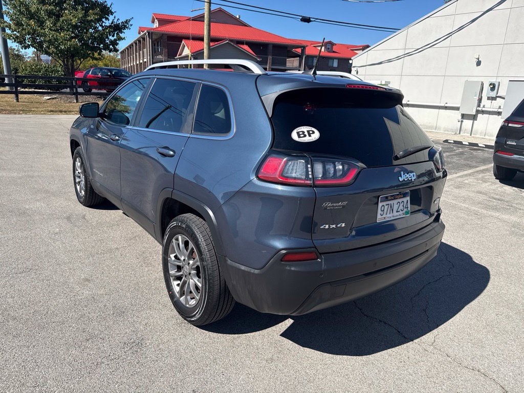 Used 2020 Jeep Cherokee Latitude Plus w/ Cold Weather Group AWD/4WD image 4