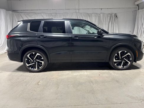Used 2024 Mitsubishi Outlander SE FWD image 8