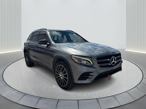 Used 2019 Mercedes-Benz GLC 300 image 3