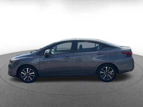 Used 2025 Nissan Versa SV FWD image 8