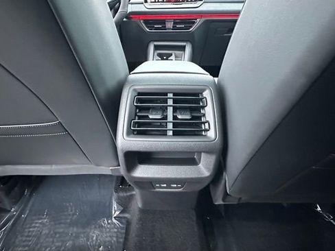 New 2026 Volkswagen Tiguan SE R-Line image 29