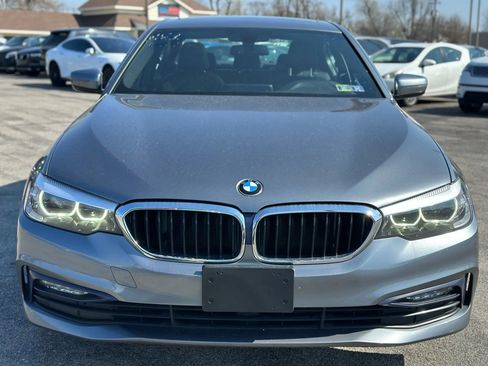 Used 2018 BMW 530i xDrive image 3