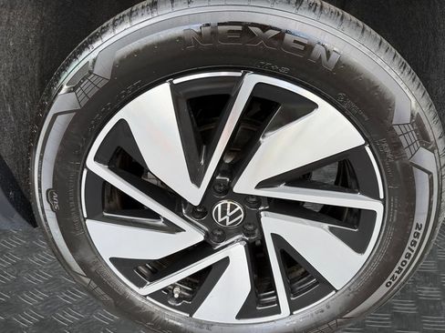 Used 2025 Volkswagen Atlas SE AWD/4WD image 20
