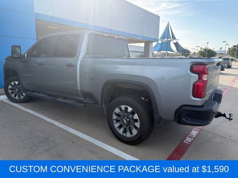 Used 2024 Chevrolet Silverado 2500 Custom w/ Custom Convenience Package RWD image 3