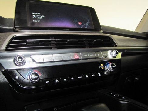 Used 2022 Kia Telluride EX w/ EX Premium Package image 7