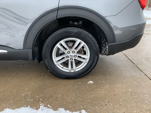 Used 2022 Ford Explorer XLT w/ Equipment Group 202A image 23