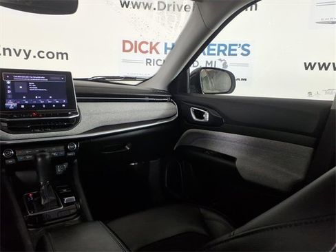 Used 2022 Jeep Compass Latitude w/ Convenience Group image 14