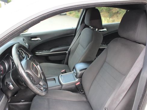 Used 2019 Dodge Charger Police image 9