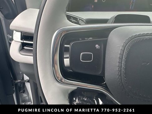 New 2026 Lincoln Navigator L Black Label AWD/4WD image 18