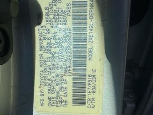 Used 2013 Toyota Corolla LE FWD image 9