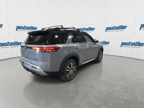 Used 2022 Nissan Pathfinder Platinum w/ Cargo Package AWD/4WD image 11