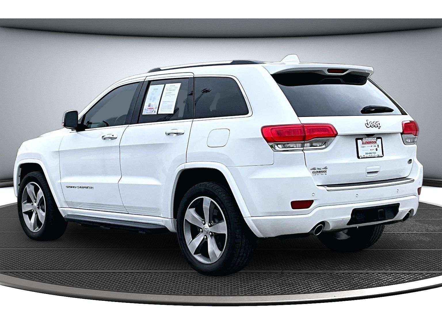 Used 2016 Jeep Grand Cherokee Overland AWD/4WD image 19