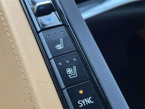 Used 2020 Chevrolet Corvette Stingray Preferred Cpe w/ 2LT Preferred Equipment Group image 23