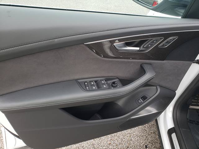 Used 2023 Audi SQ8 Prestige AWD/4WD image 13